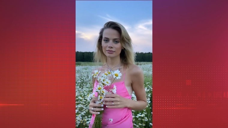 Жена внука Пугачевой сбежала из Москвы в ромашковые поля — фото