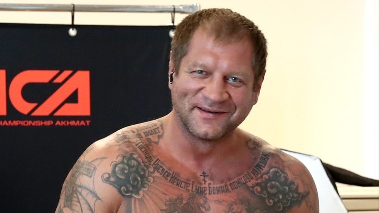 «Одностороннее избиение»: бойцы MMA резко раскритиковали Емельяненко за бой с Исмаиловым