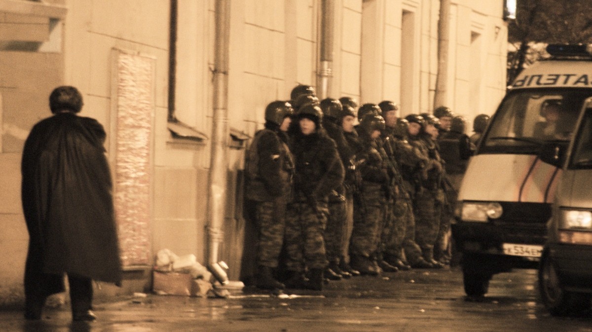 Спецназ "Альфа" перед штурмом театрального центра на Дубровке 26 октября 2002-го